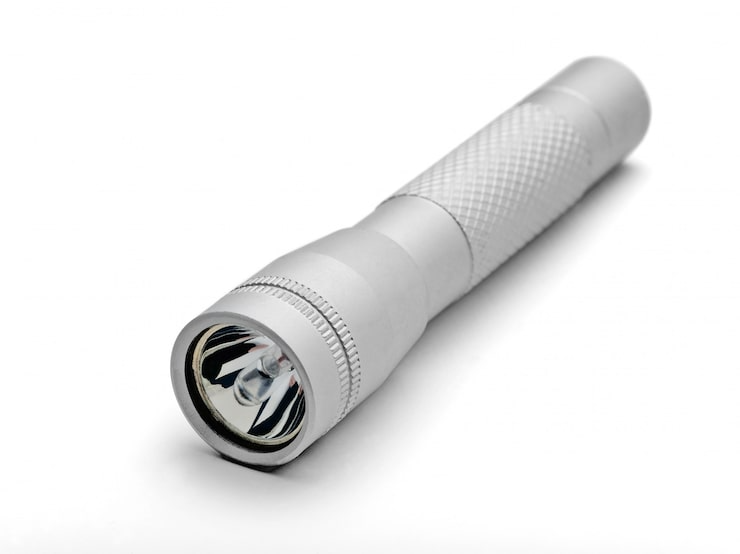 A silver mini flashlight on a white background | Al Janah Al Malaky